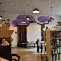Bar à jeux de société, tapas et café à desserts à La Valbonne – Balan sur la Côtière, en famille ou en afterworks ou teambuilding professionnels près de Beynost, Meximieux et Montluel dans l’Ain.